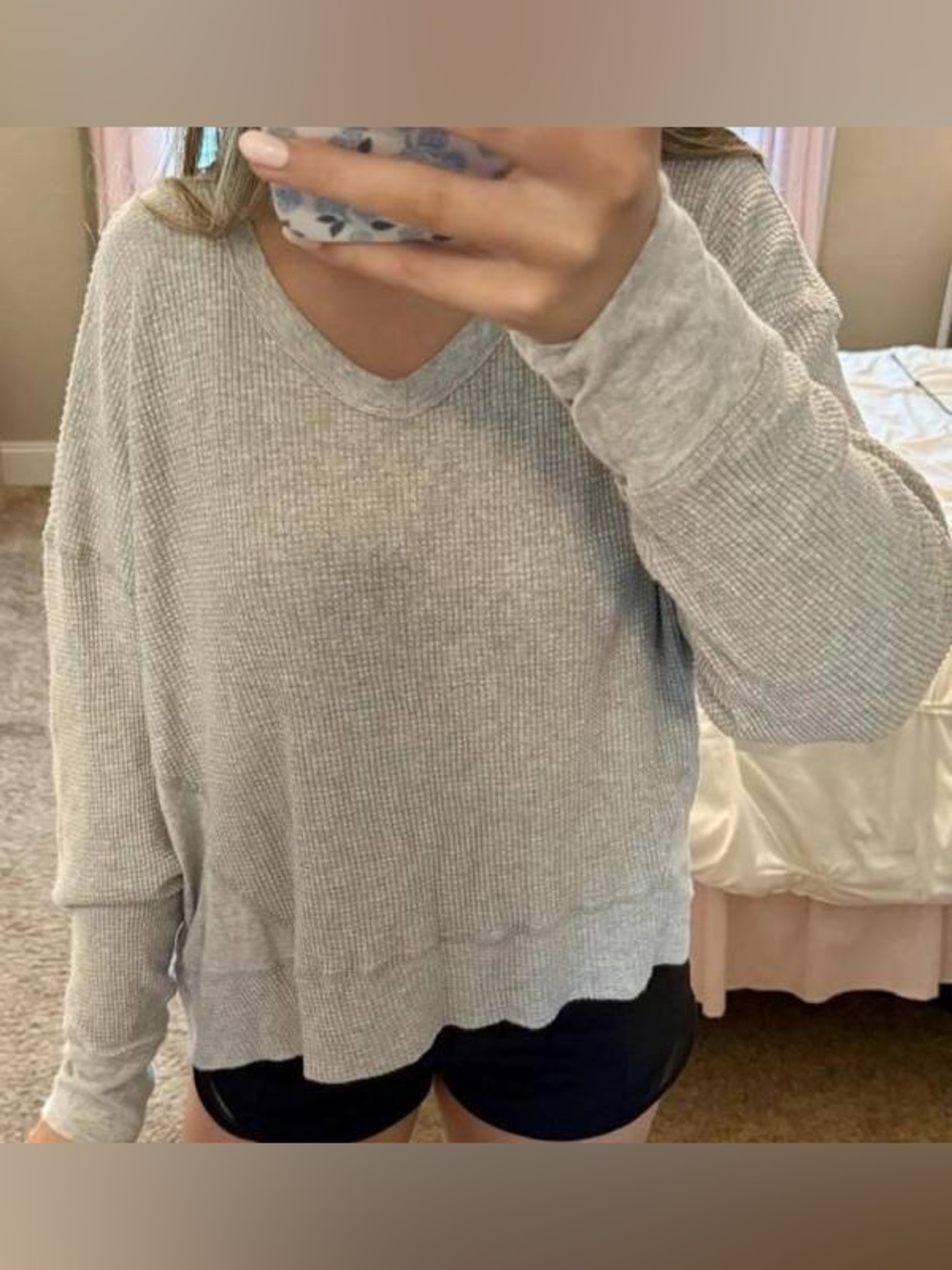 Aerie offline gray thermal boxy, comfy oversized small, long sleeve V neck top